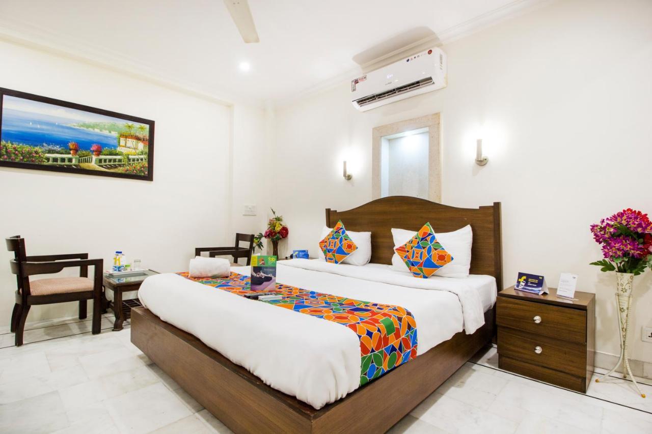 Fabhotel Namaste Bnb & Service Apartments Vasant Vihar New Delhi Exterior photo